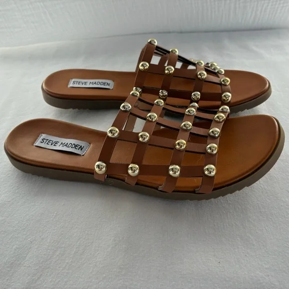 Steve Madden Beil Sandals | Cognac Brown w/ Gold Studs | Size 7.5 | Like New - Picture 3 of 5
